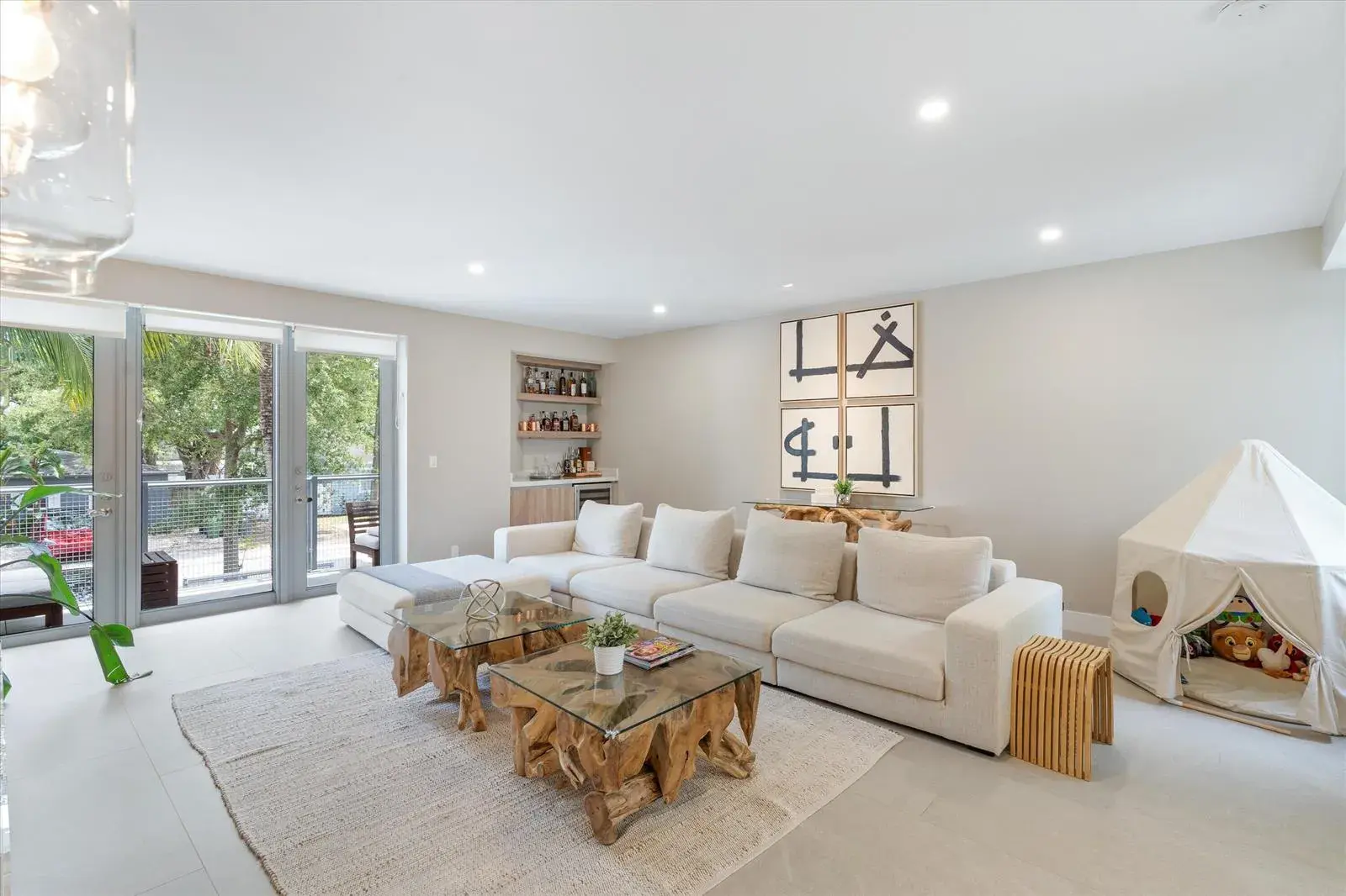 1509 NE 4th Place, Fort Lauderdale FL 33301
