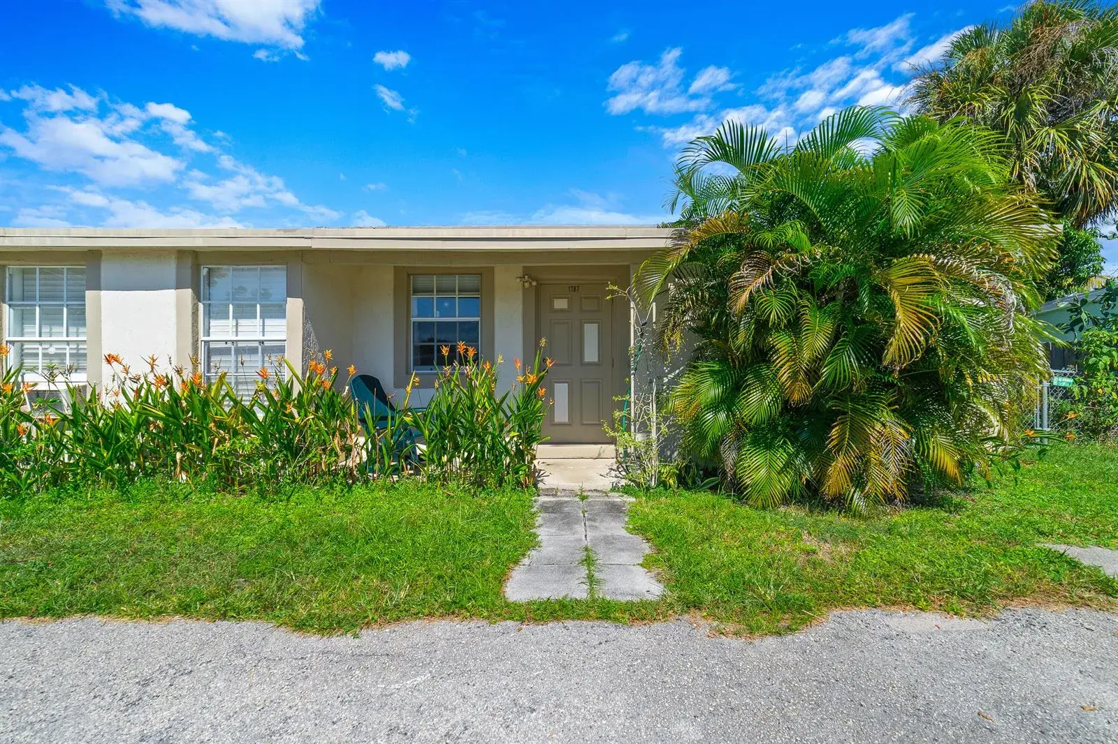 1787 NE 49th Street, Pompano Beach FL 33064