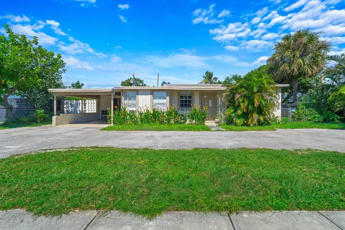1787 NE 49th Street, Pompano Beach FL 33064