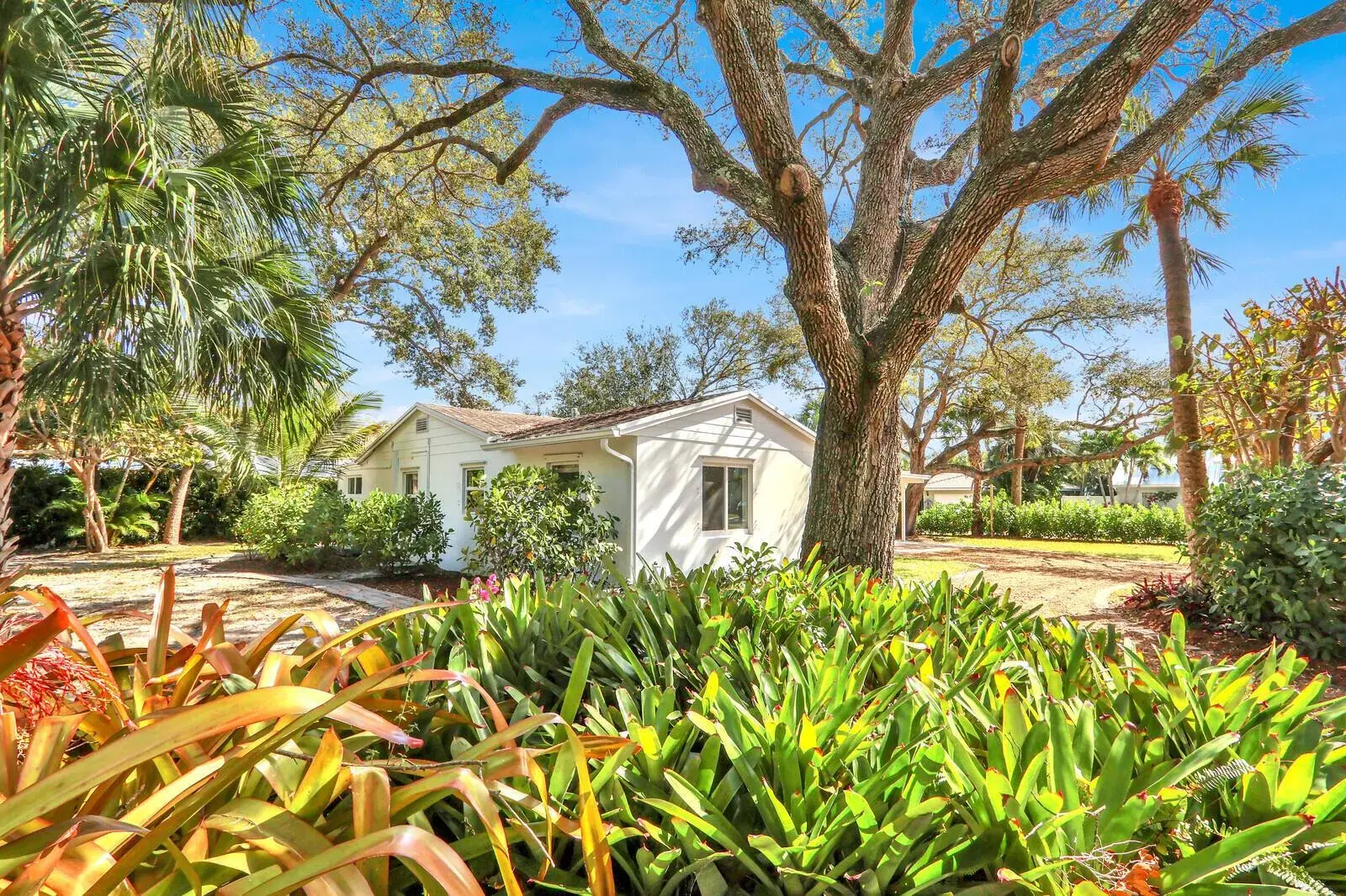 601 PAULINA Road, Jupiter FL 33477