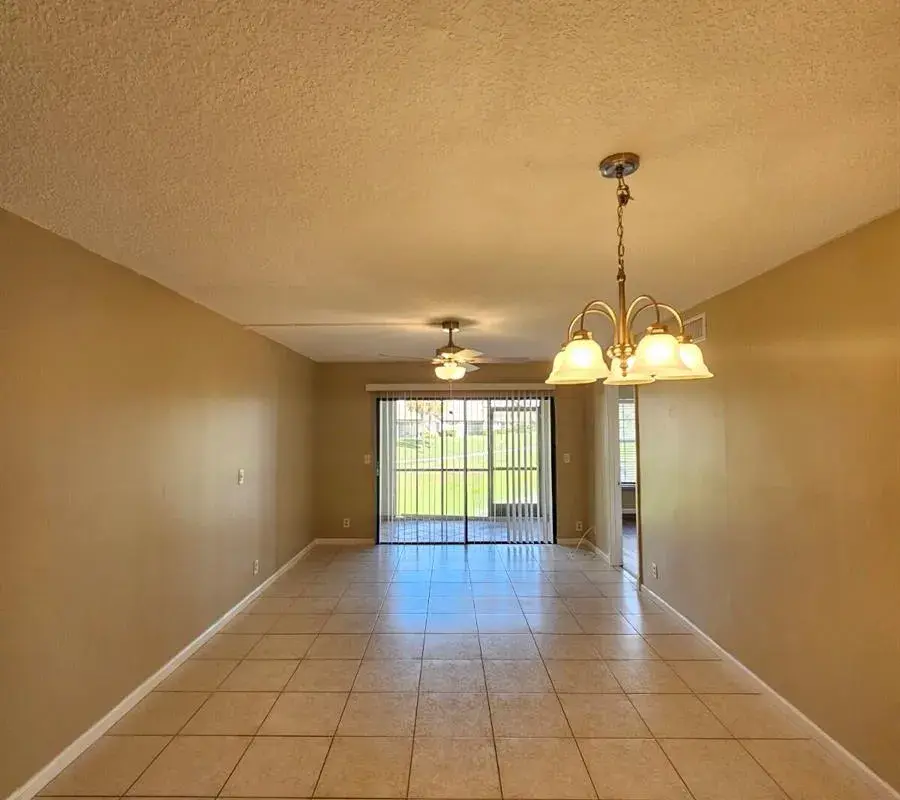 2600 Greenwood Terrace # 102, Boca Raton FL 33431
