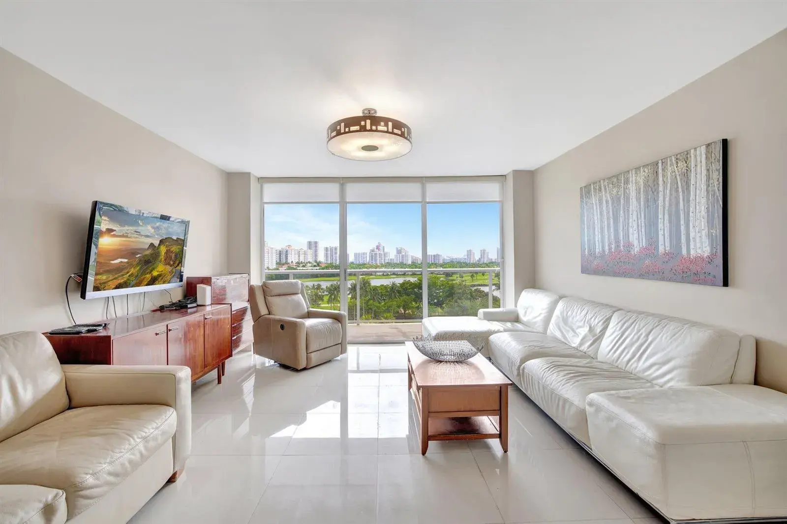 3701 N COUNTRY CLUB Drive # 907, Aventura FL 33180