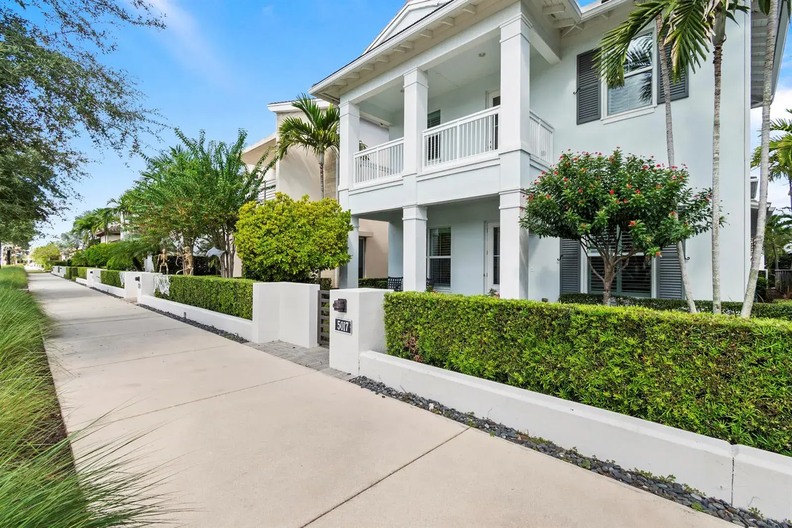 5017 Grandiflora Road, Palm Beach Gardens FL 33418