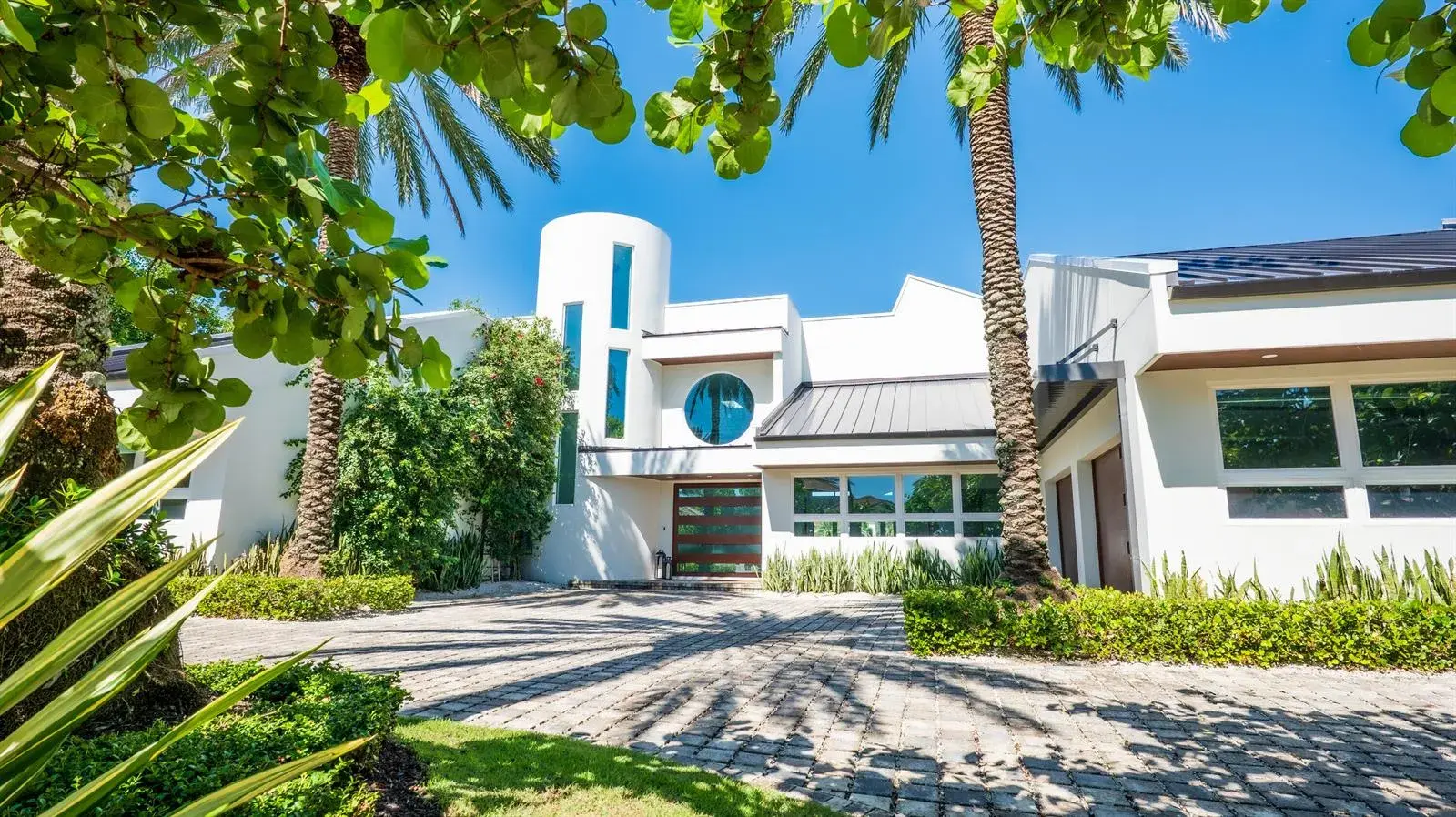 6879 SE SOUTH MARINA Way, Hutchinson Island FL 34996