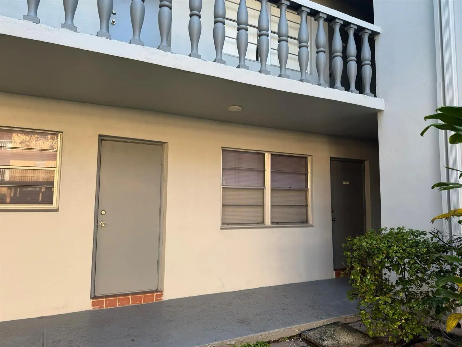 900 TALLWOOD Avenue # 107, Hollywood FL 33021