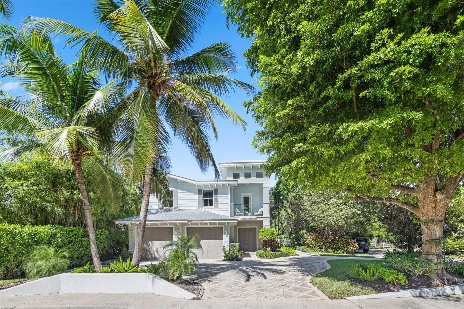 391 E Boca Raton Road, Boca Raton FL 33432