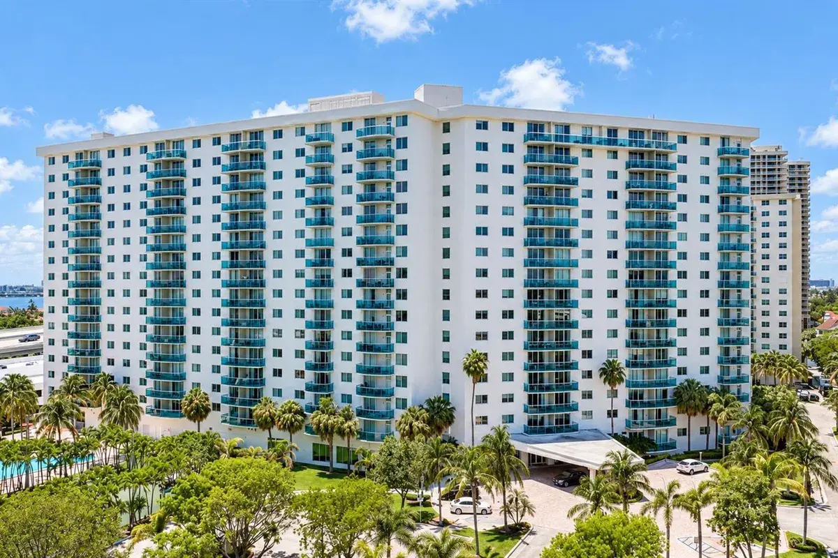 19380 COLLINS Avenue # 516, Sunny Isles Beach FL 33160
