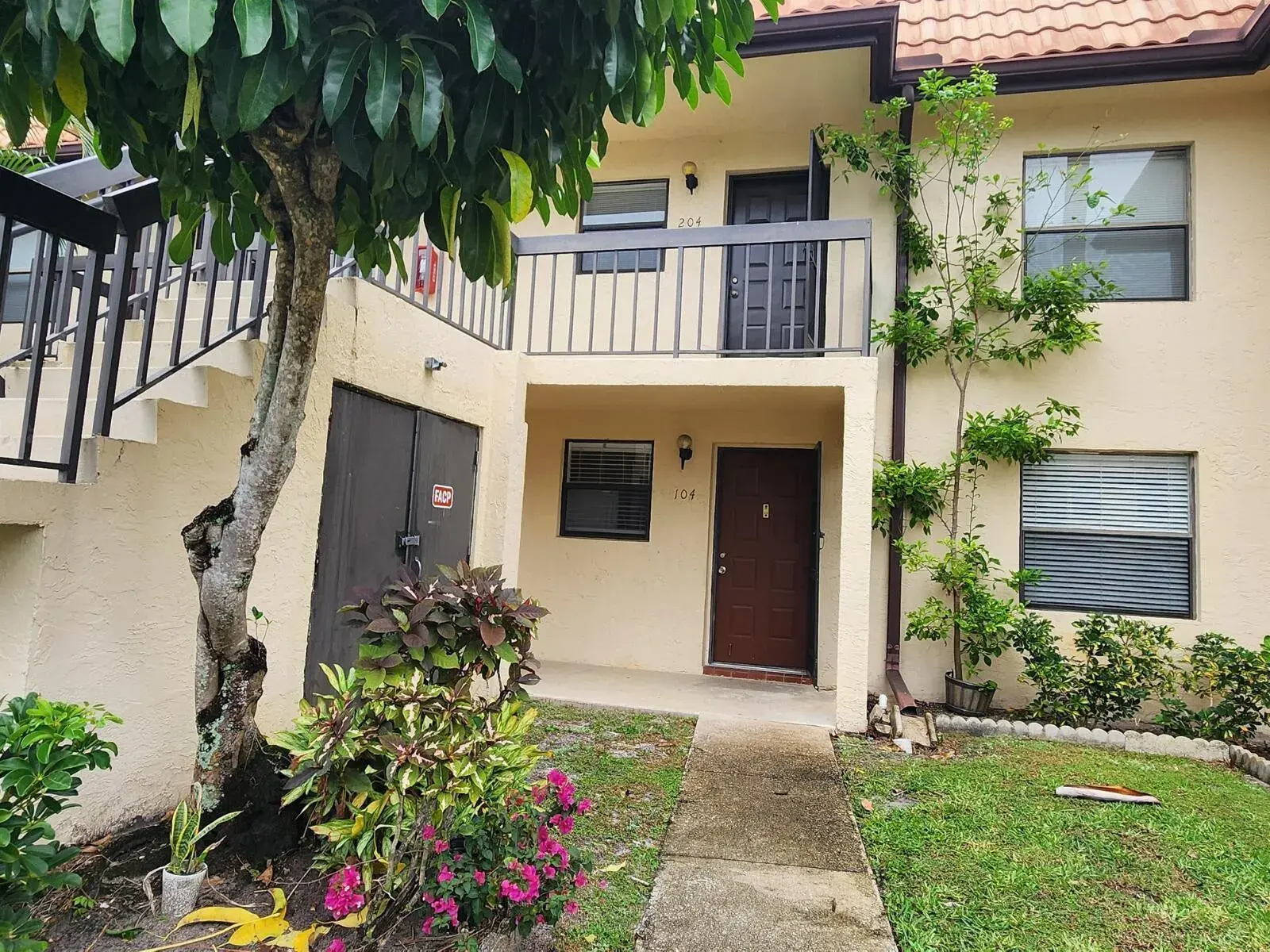 7101 GOLF COLONY Court # 104, Lake Worth FL 33467