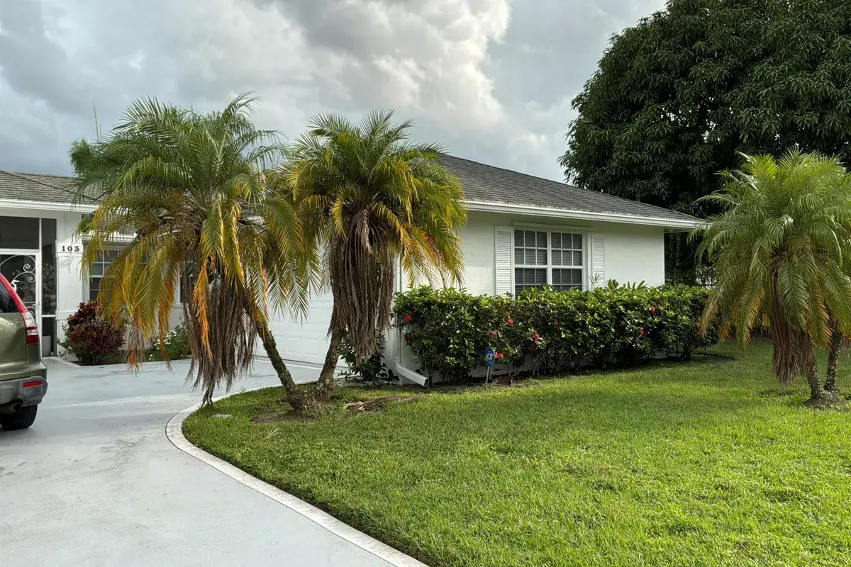 103 BROOK WOODE Avenue, Royal Palm Beach FL 33411