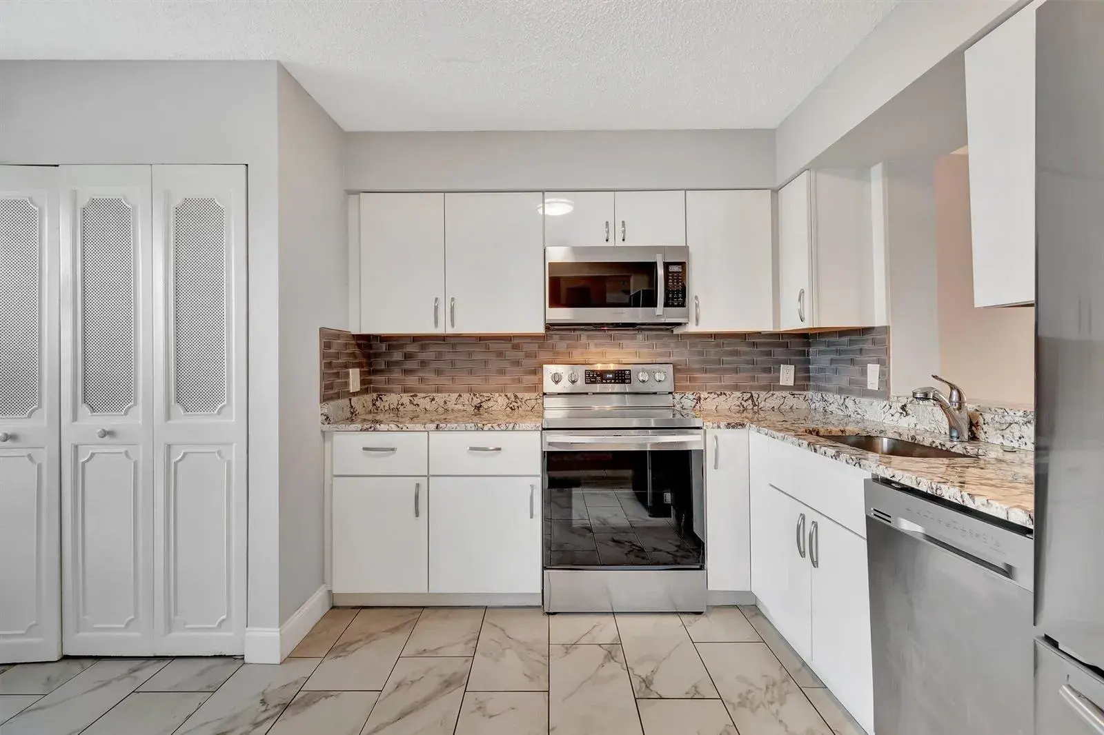 14623 BONAIRE Boulevard # 502, Delray Beach FL 33446