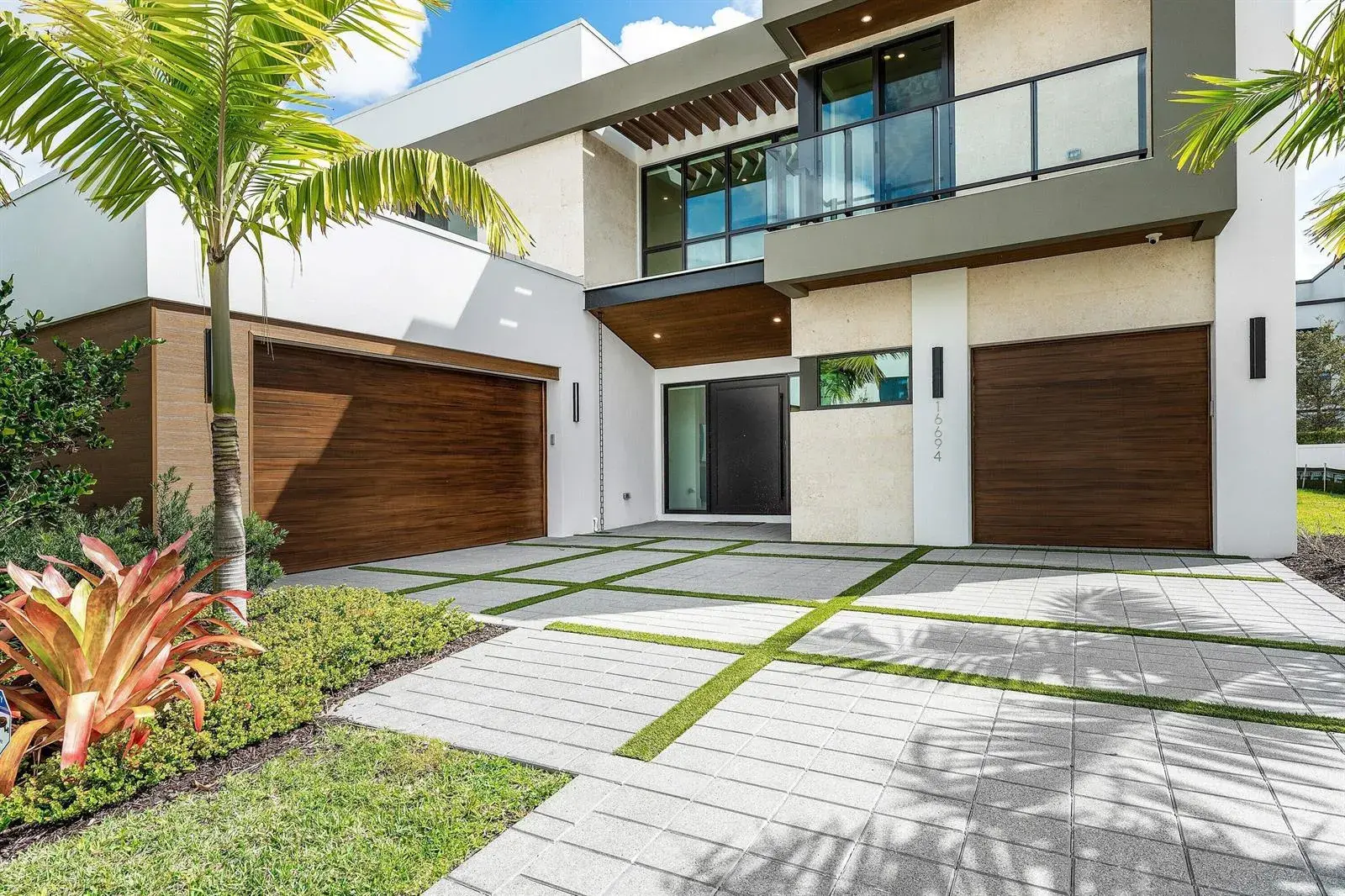 16717 MOSAIC Place, Delray Beach FL 33446