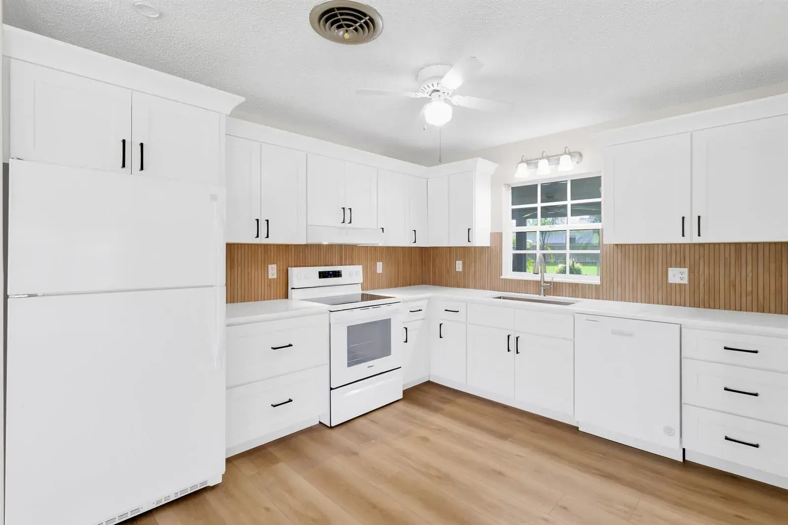4545 13TH Street, Vero Beach FL 32966