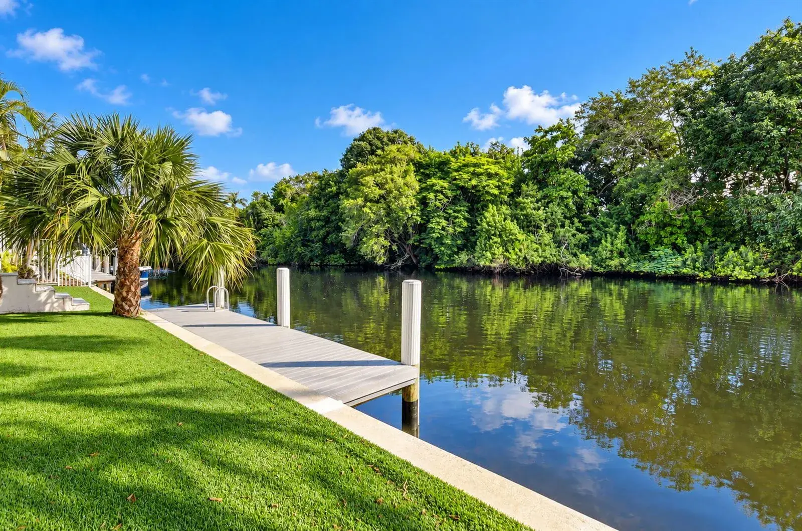 550 SW 6TH Avenue, Boca Raton FL 33486