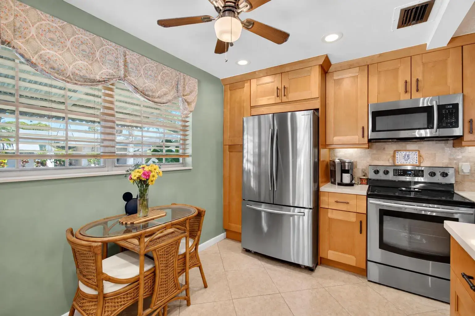 842 Meadowlark Lane, Delray Beach FL 33445