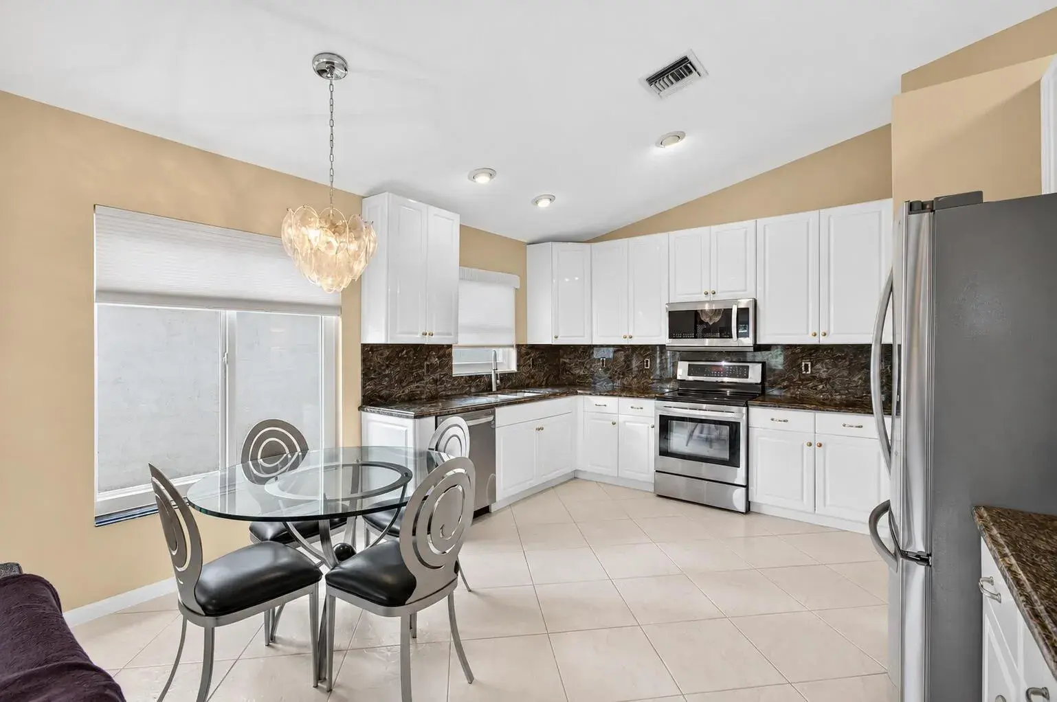 6549 Sun River Road, Boynton Beach FL 33437