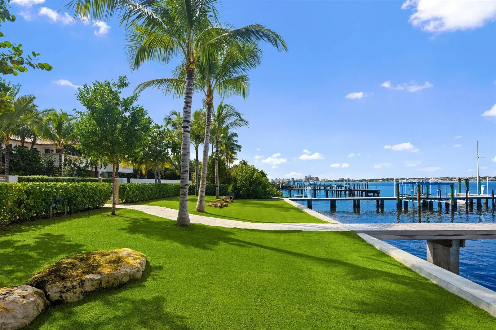 1265 N Lake Way, Palm Beach FL 33480