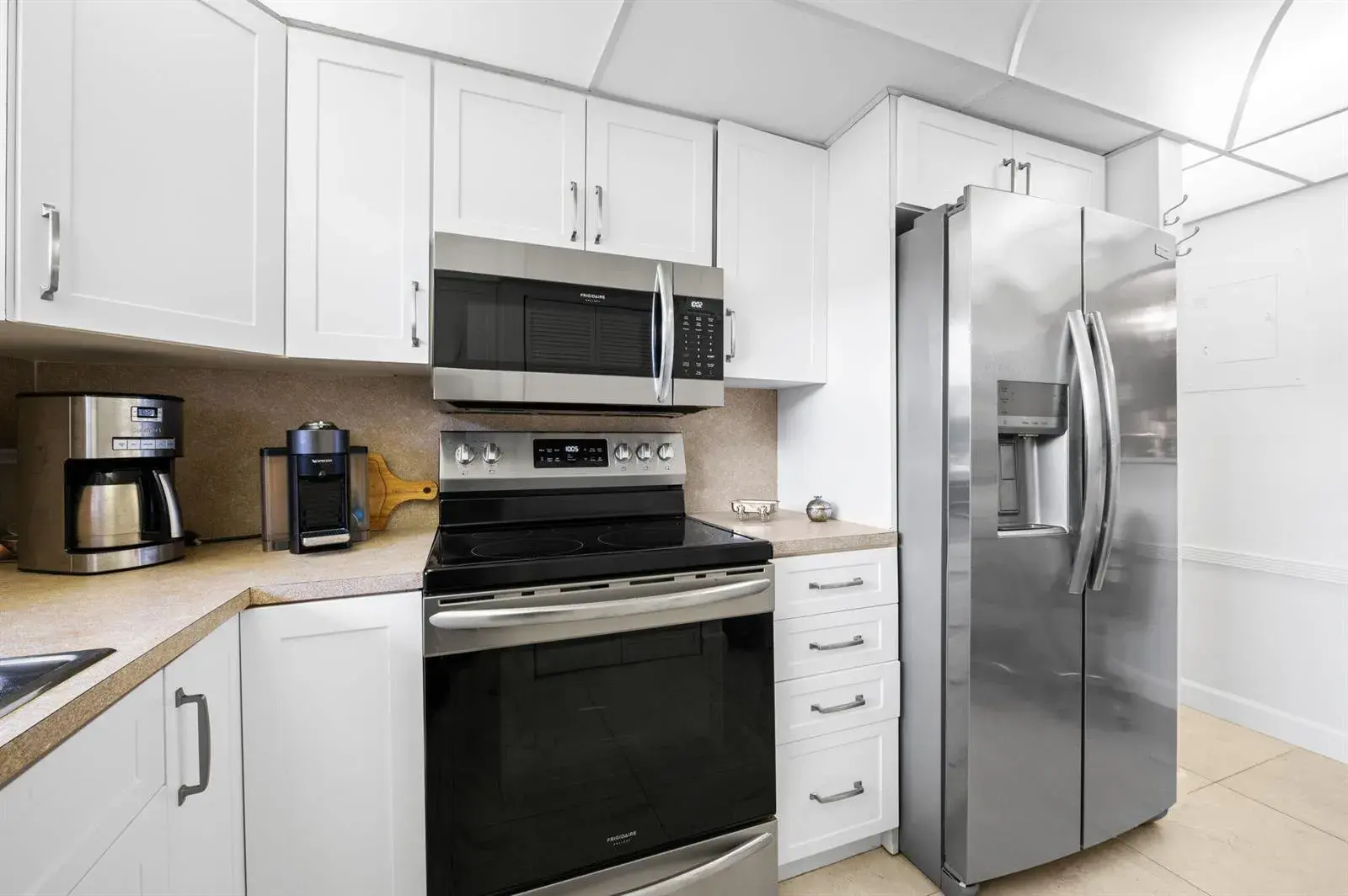 9330 SUNRISE LAKES Boulevard # 104, Sunrise FL 33322