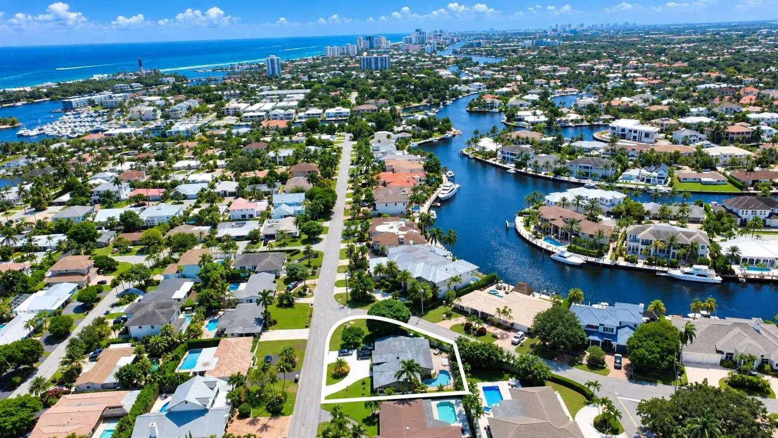 3301 NE 27th Avenue, Lighthouse Point FL 33064