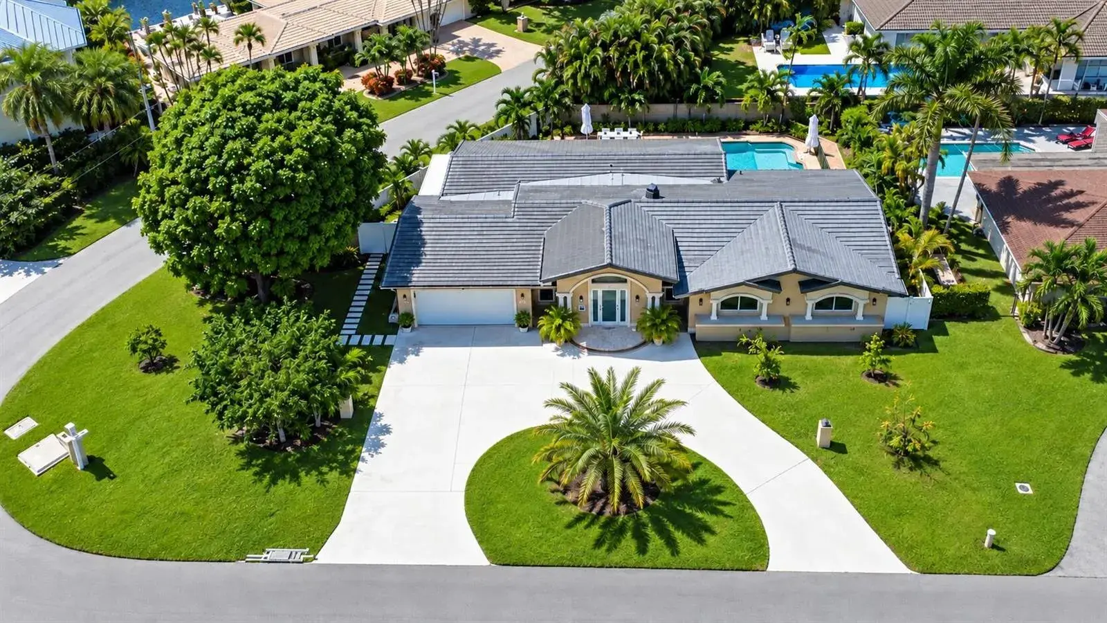 3301 NE 27th Avenue, Lighthouse Point FL 33064