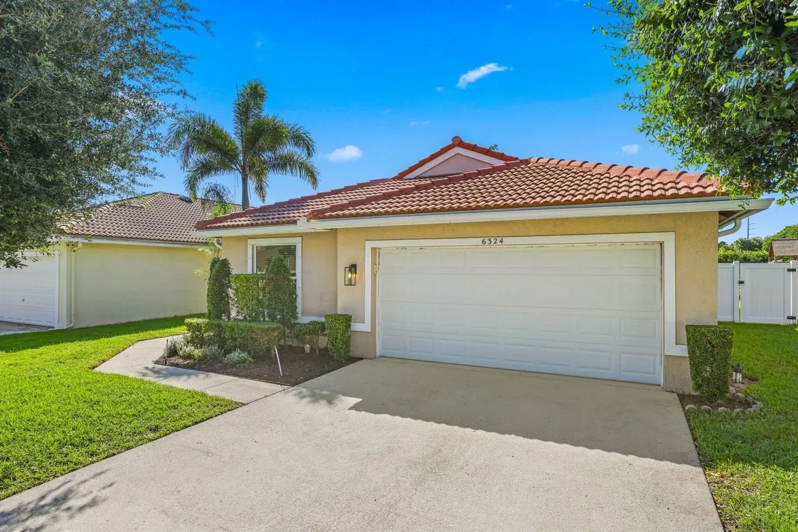 6324 BARTON CREEK Circle, Lake Worth FL 33463
