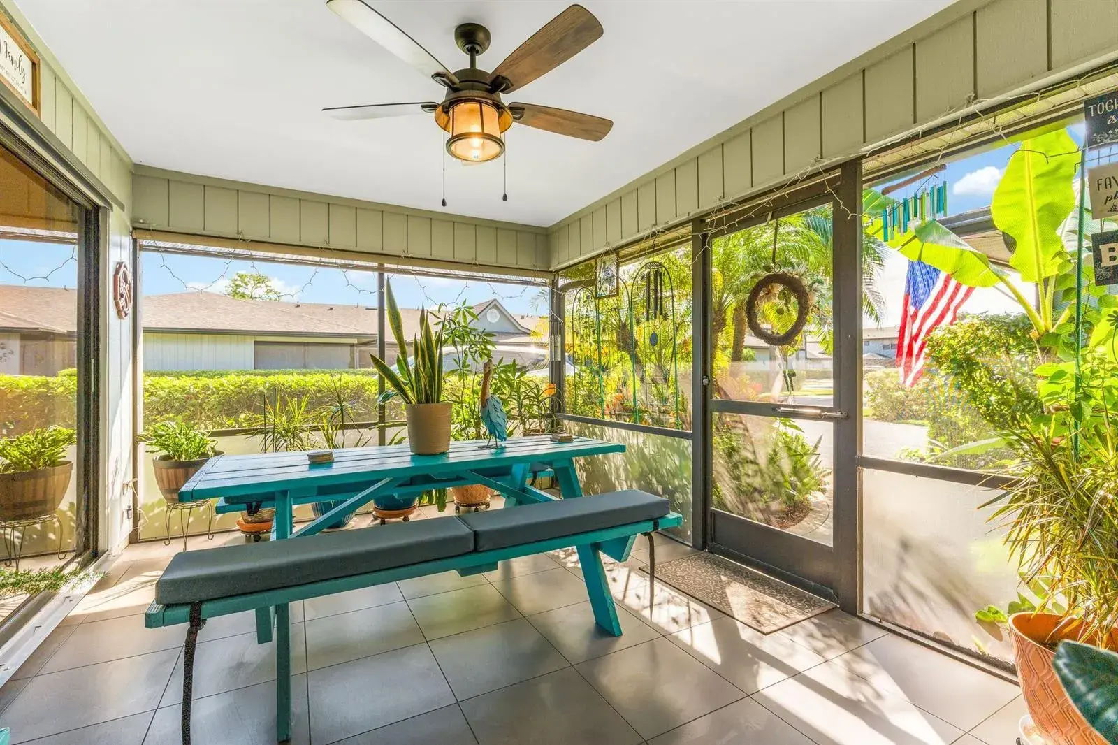 634 CENTRE Court SW # 102, Vero Beach FL 32962
