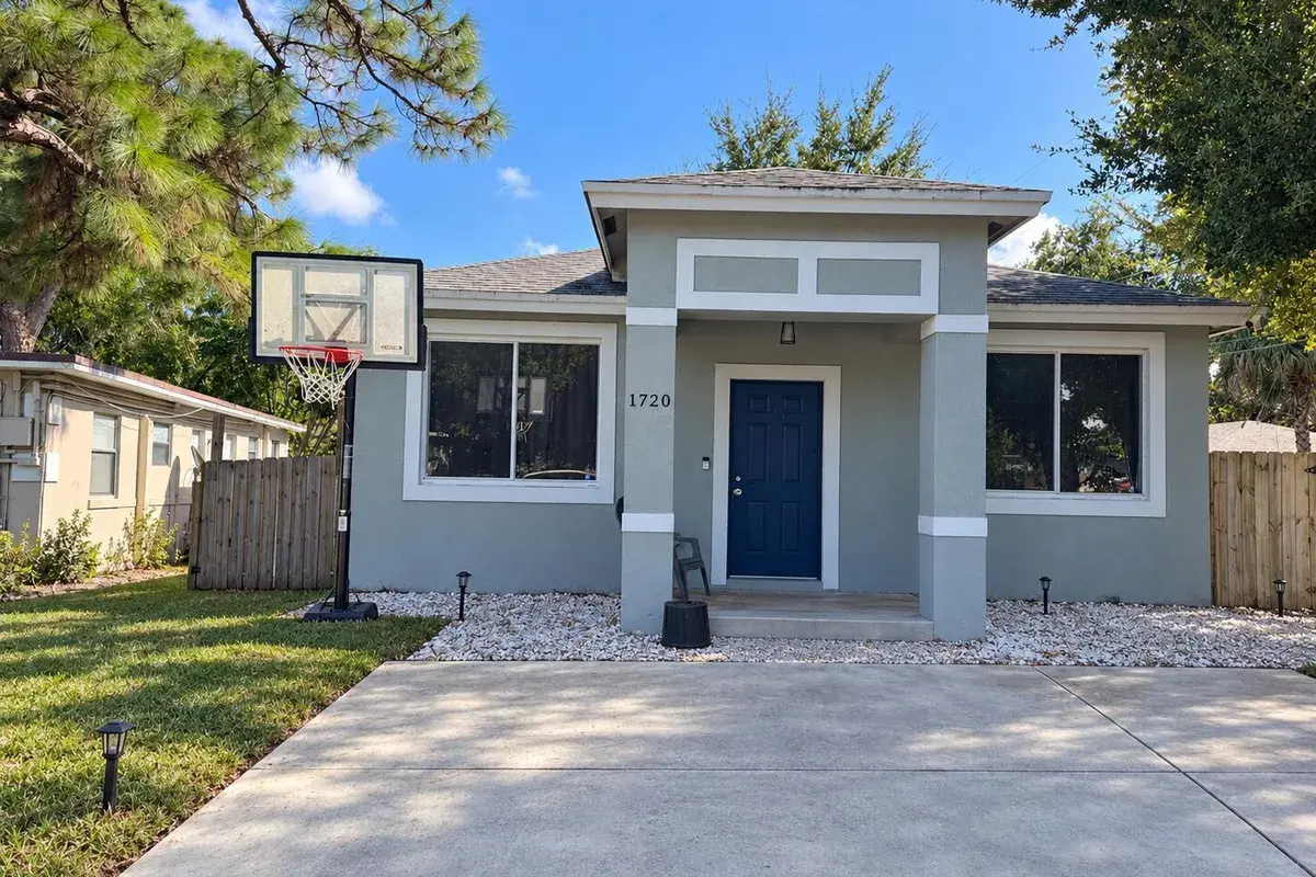 1720 NW 8TH Place, Fort Lauderdale FL 33311