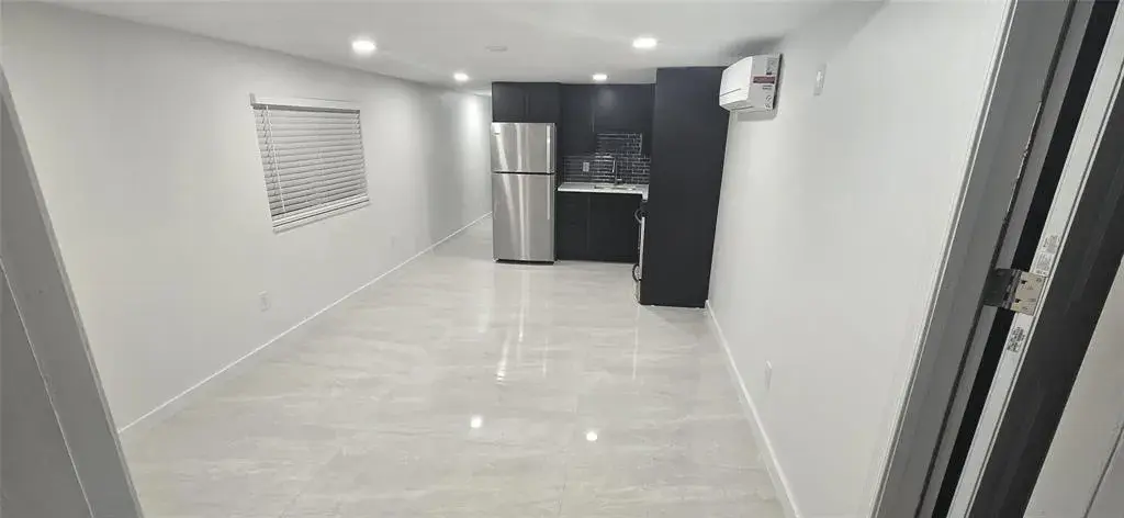 5310 SW 23rd Terrace # 2, Fort Lauderdale FL 33312