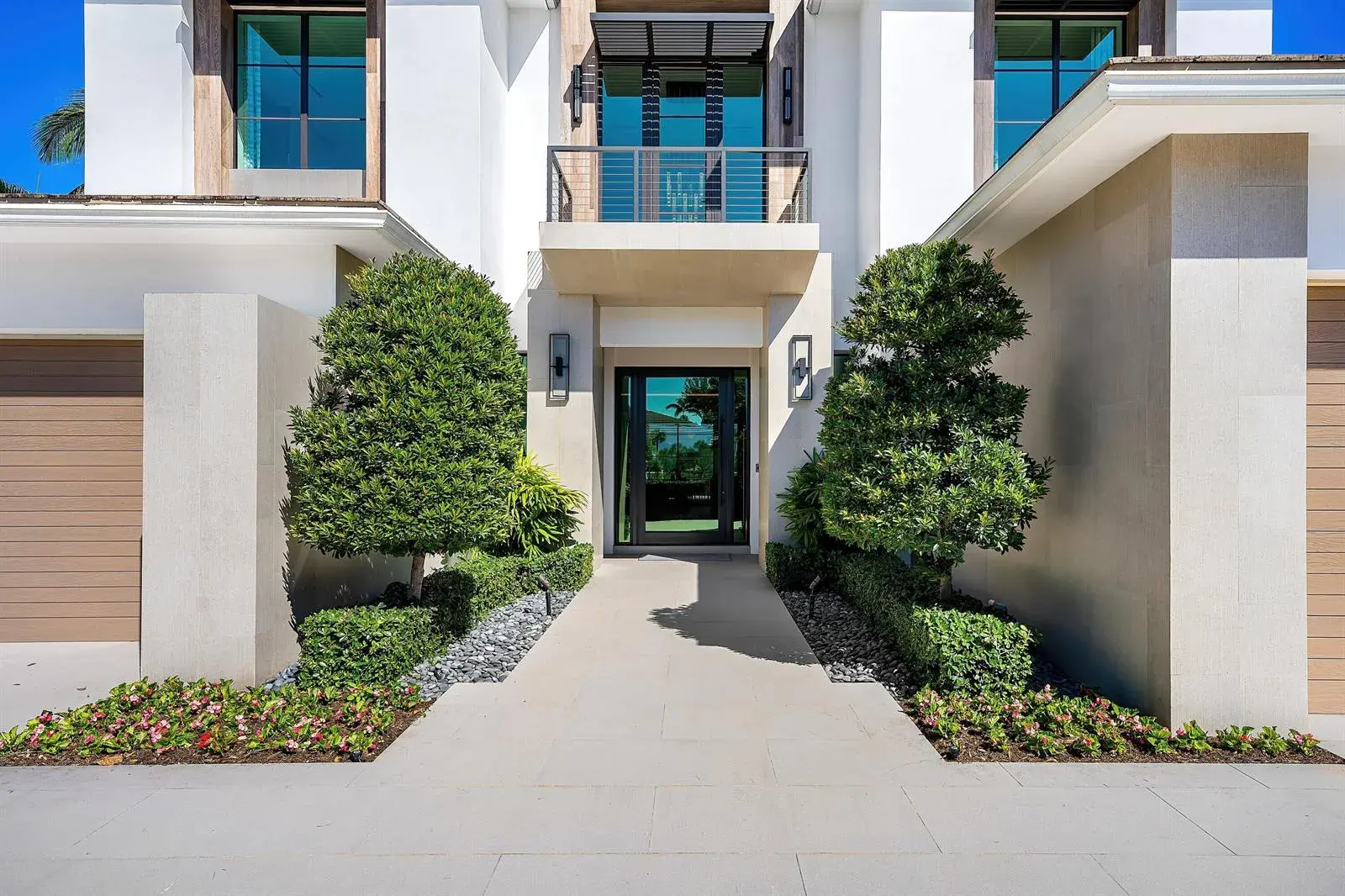 471 ROYAL PALM Way, Boca Raton FL 33432