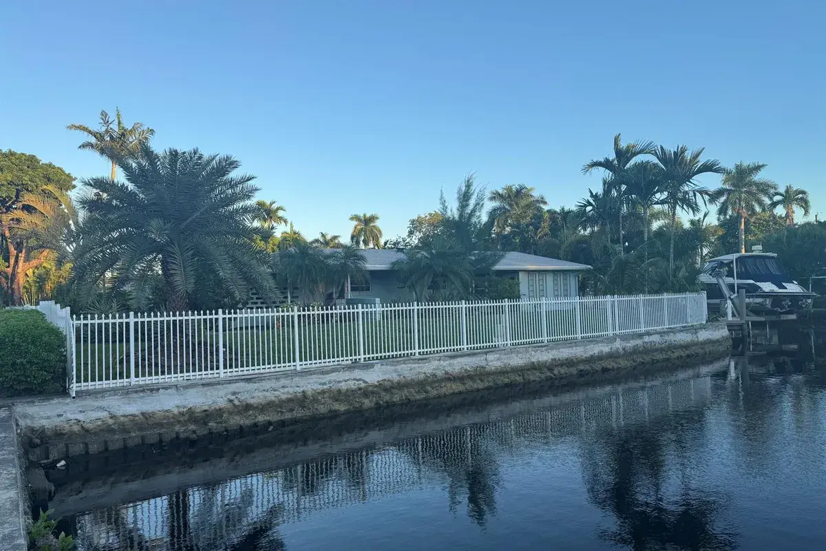 1744 W LAS OLAS Boulevard, Fort Lauderdale FL 33312