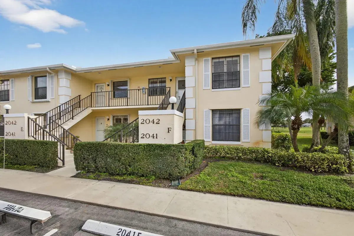 2041 Keystone Drive # F, Jupiter FL 33458