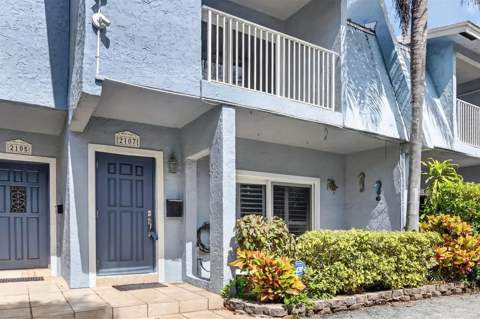 2107 NE 44th Street, Lighthouse Point FL 33064