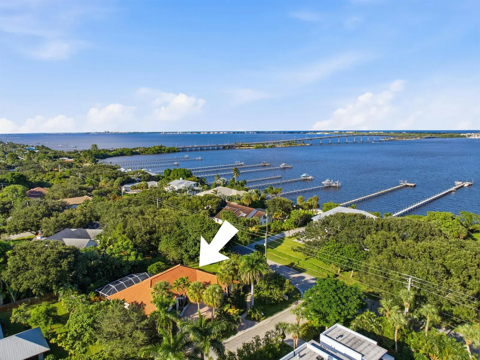 100 HILLCREST Drive, Sewalls Point FL 34996