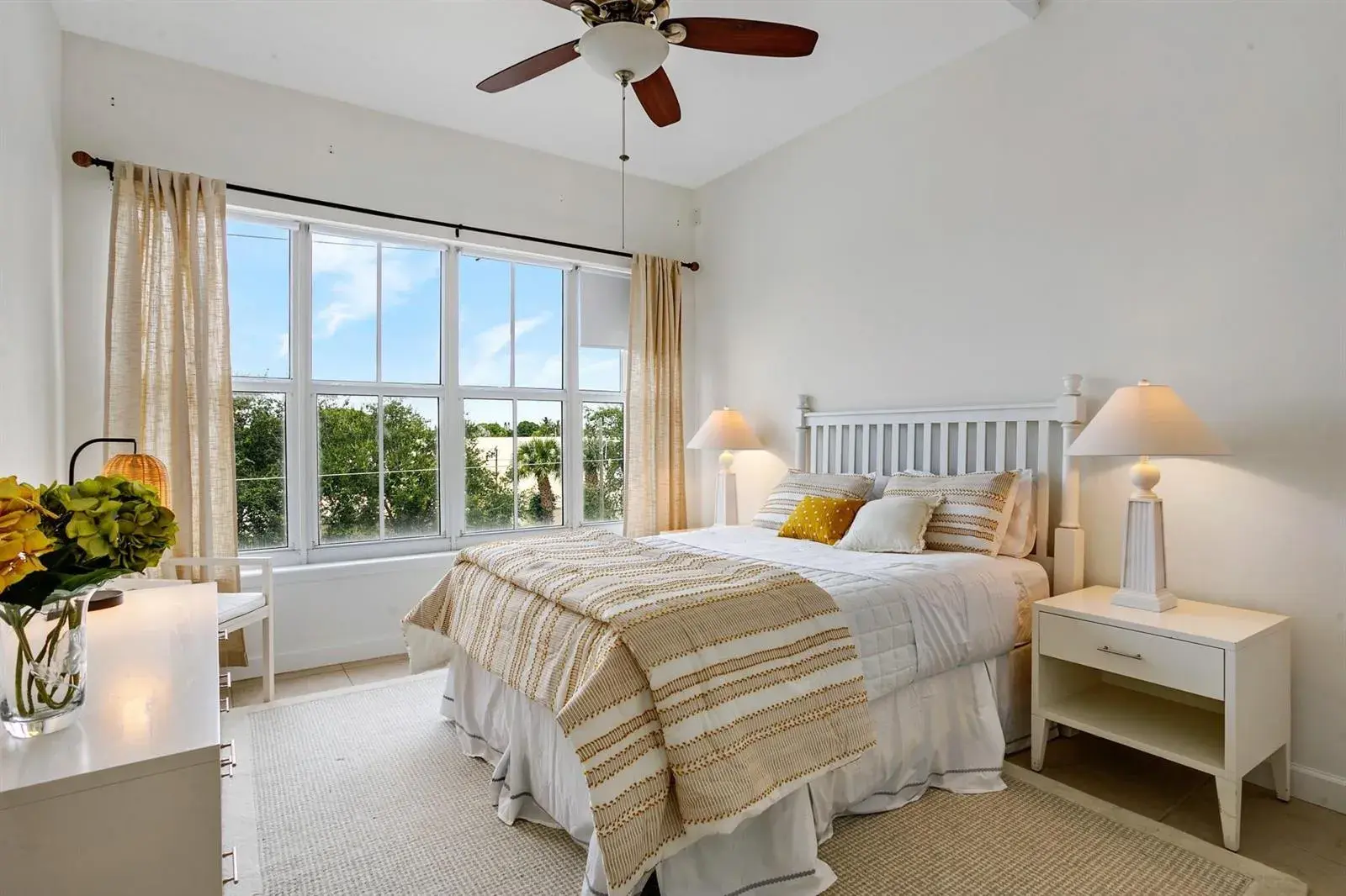 3960 N Flagler Drive # 306, West Palm Beach FL 33407