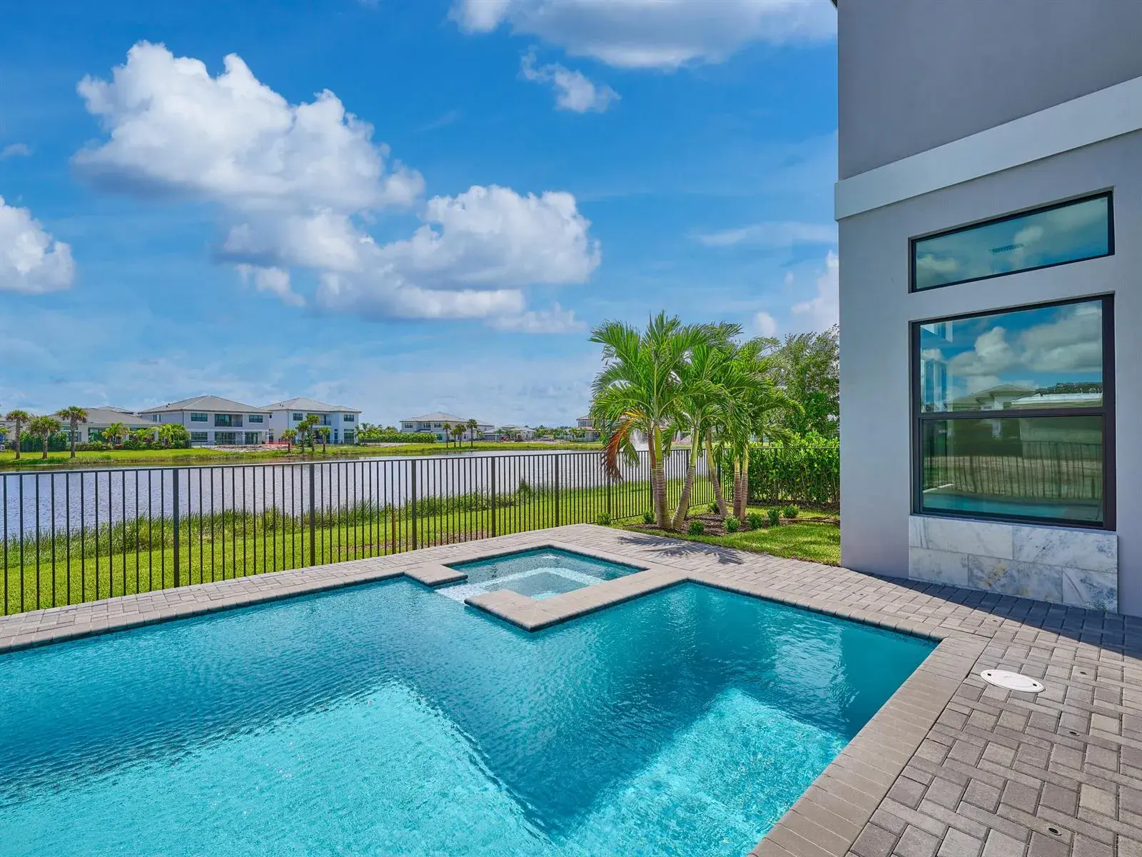 13522 Nesting Pines Way, Palm Beach Gardens FL 33412
