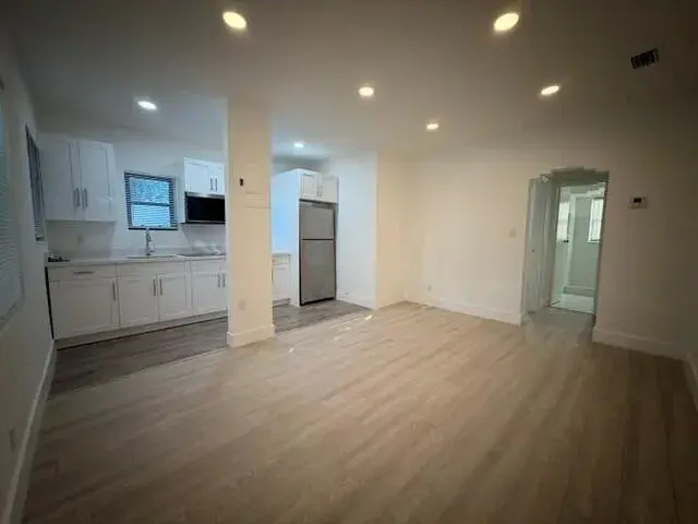 1500 NE 15th Avenue # 1500, Fort Lauderdale FL 33304