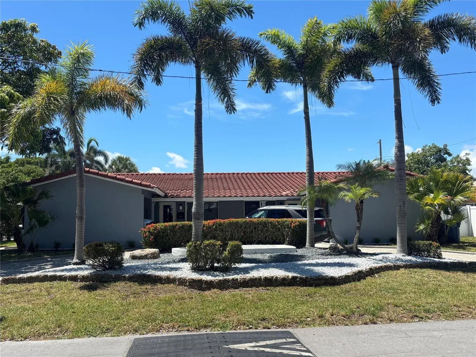 2820 NE 49TH Street, Fort Lauderdale FL 33308