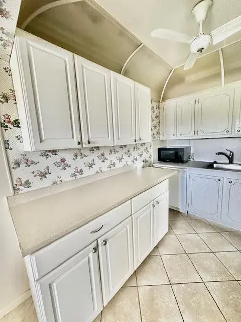59 Preston B, Boca Raton FL 33434