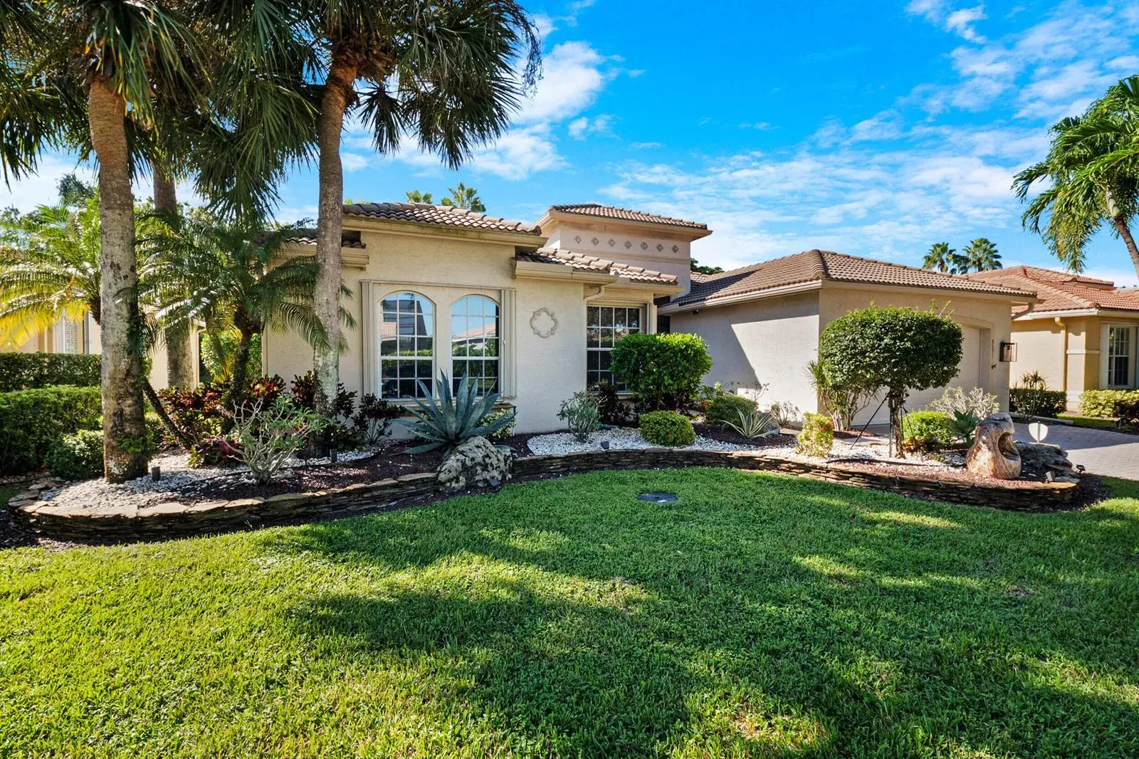 8691 Tierra Lago Cove, Lake Worth FL 33467