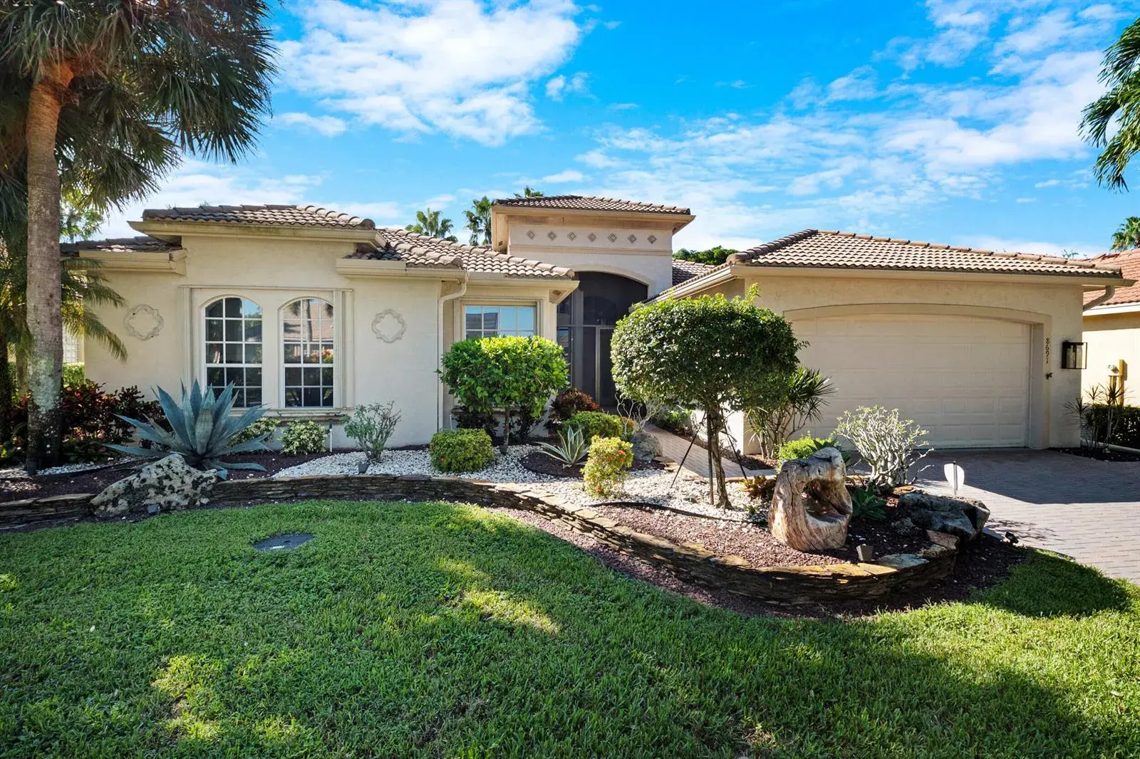 8691 Tierra Lago Cove, Lake Worth FL 33467