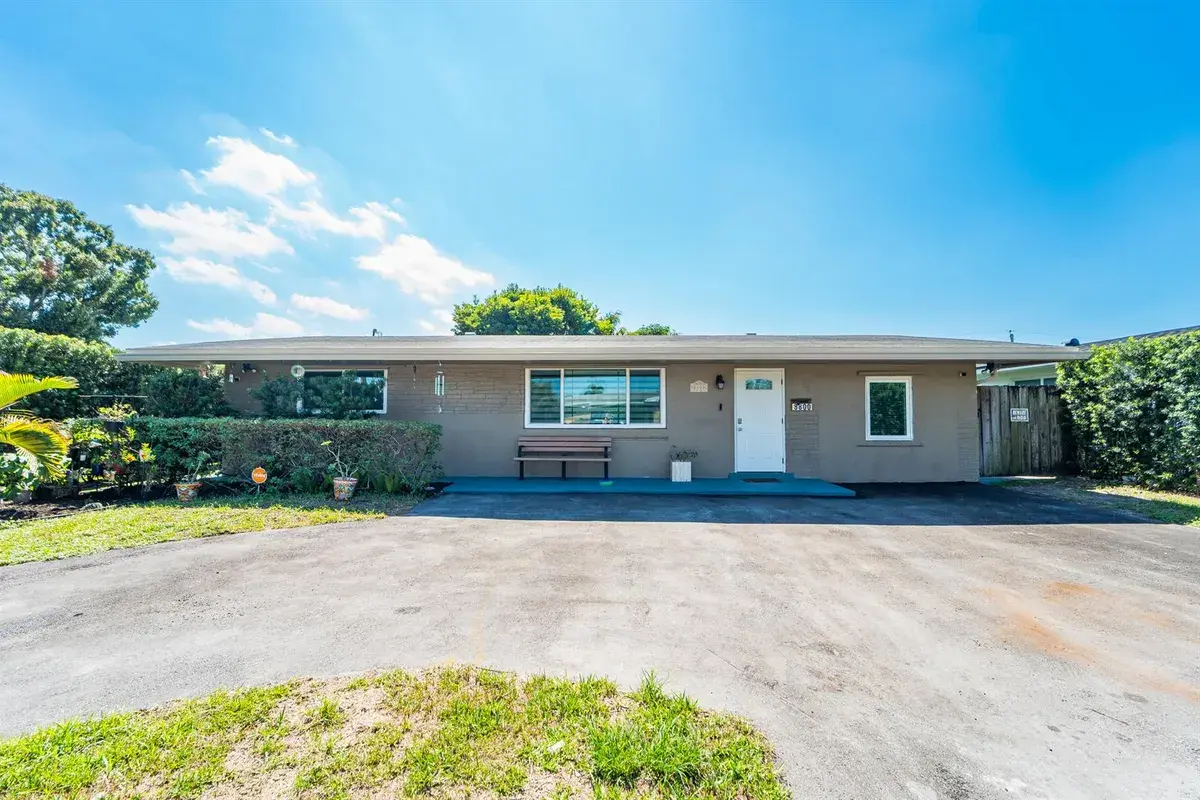 8800 NW 15TH Street, Pembroke Pines FL 33024