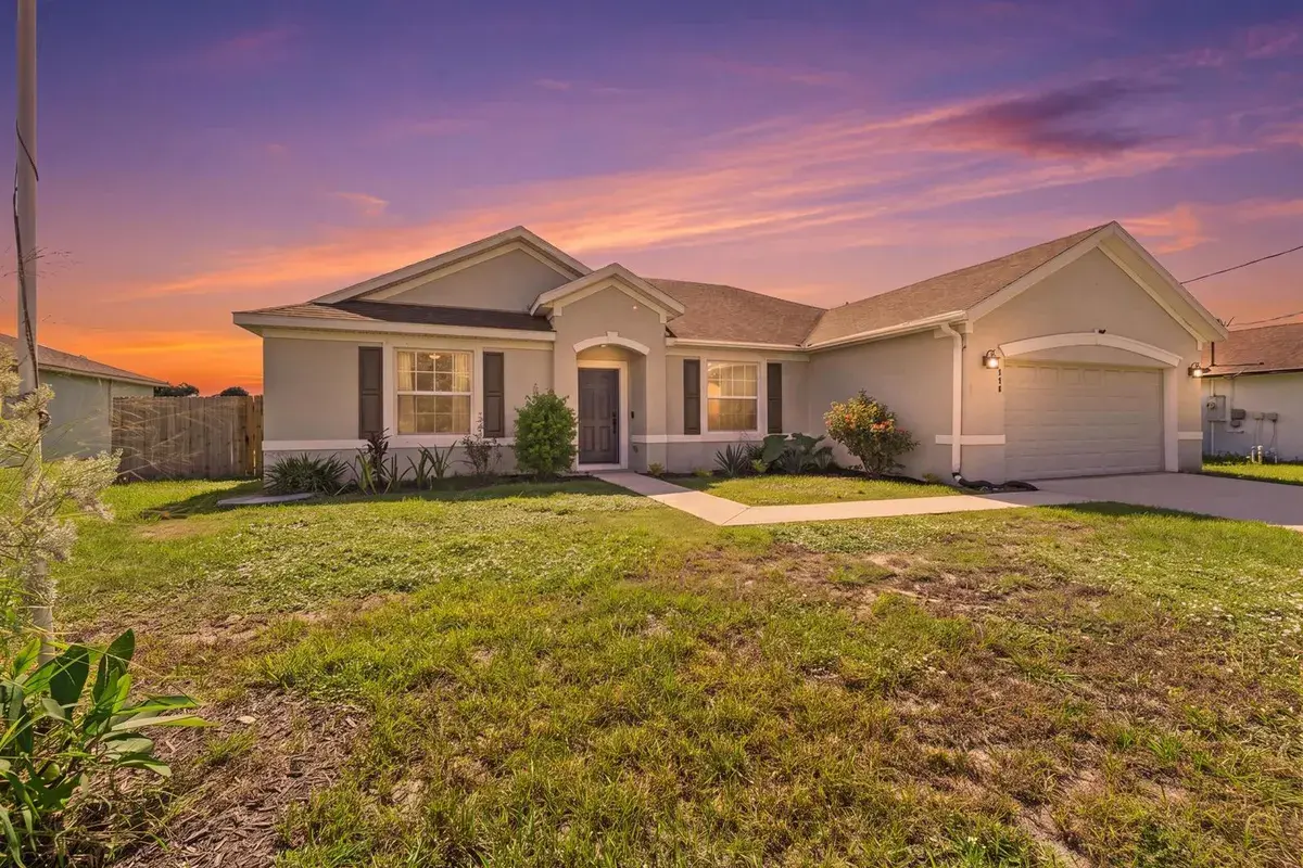 770 SW Saragossa Avenue, Port St. Lucie FL 34953