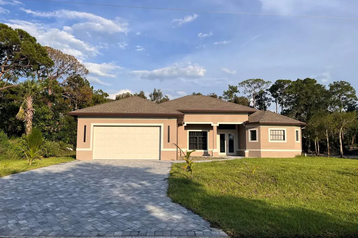 2043 SW Brevity Terrace, Port St. Lucie FL 34953