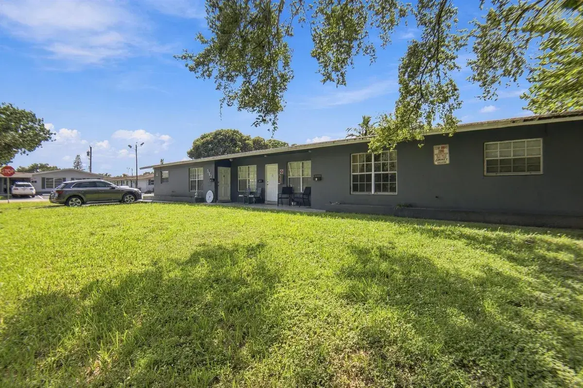 353 SW 19TH Avenue # 3, Fort Lauderdale FL 33312