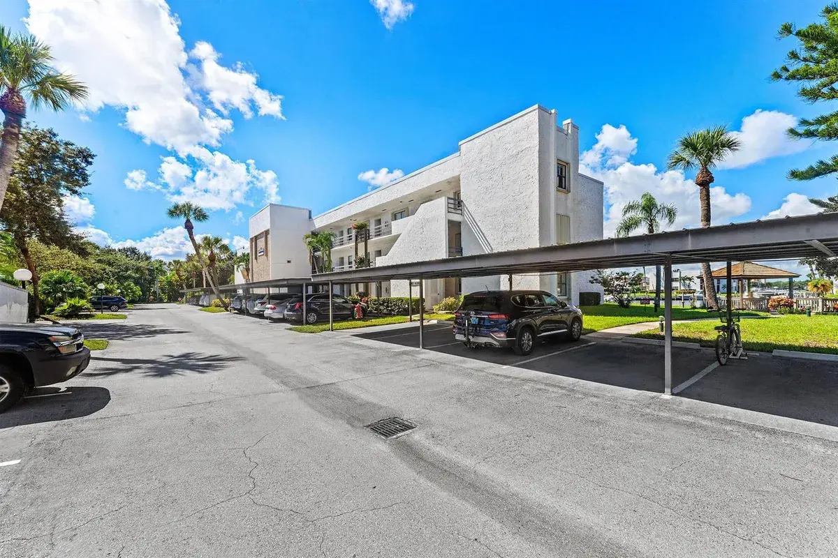 1950 SW Palm City Road # 102, Stuart FL 34994