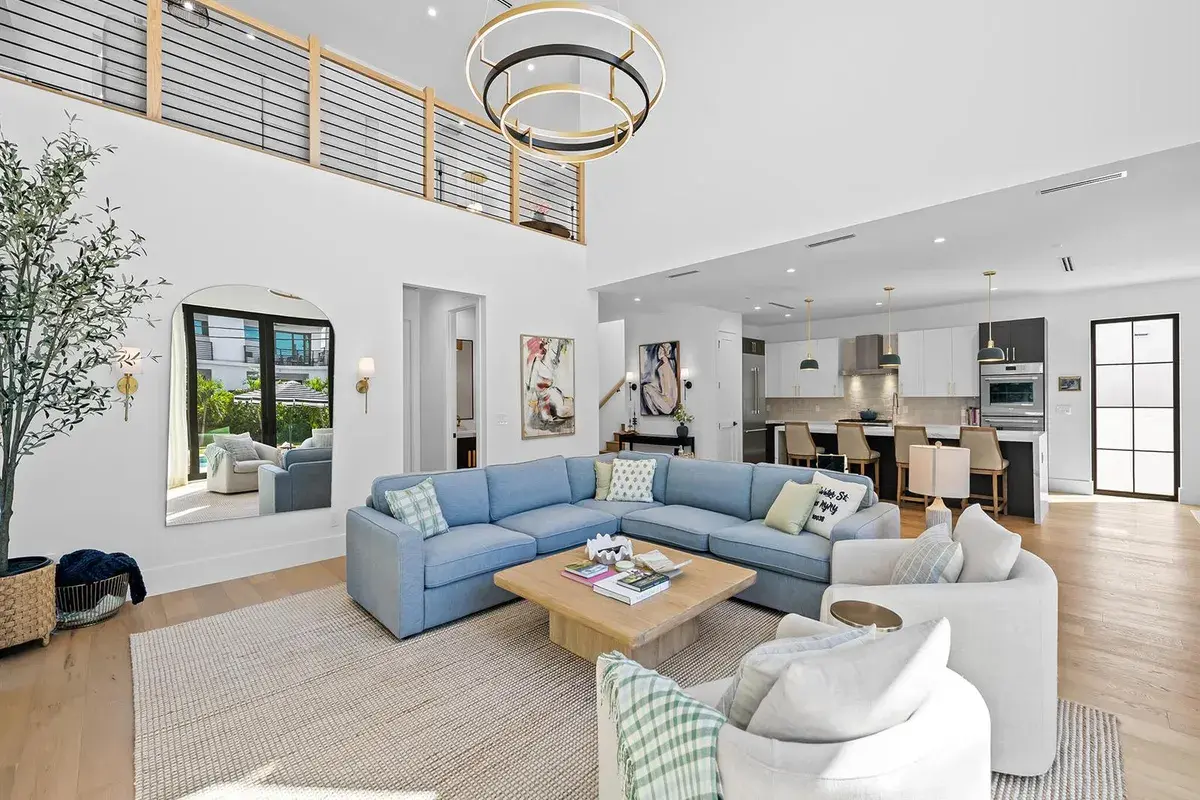 1317 NE 17th Avenue, Fort Lauderdale FL 33304