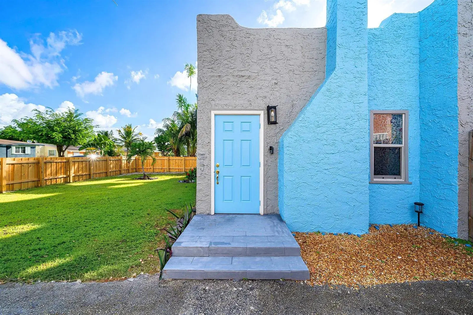 120 NW 4TH Avenue, Boynton Beach FL 33435