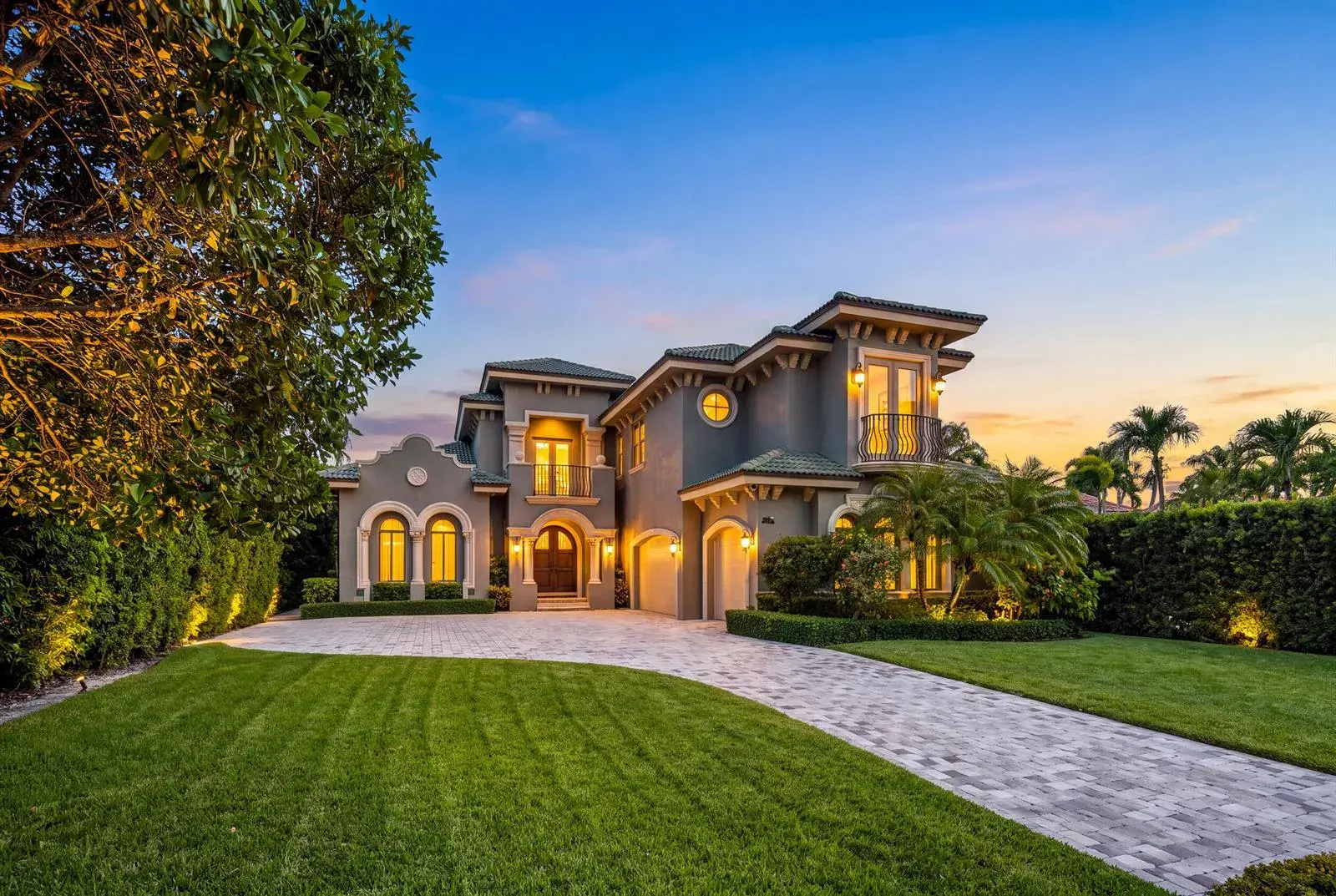 1207 N ATLANTIC Drive, Lantana FL 33462