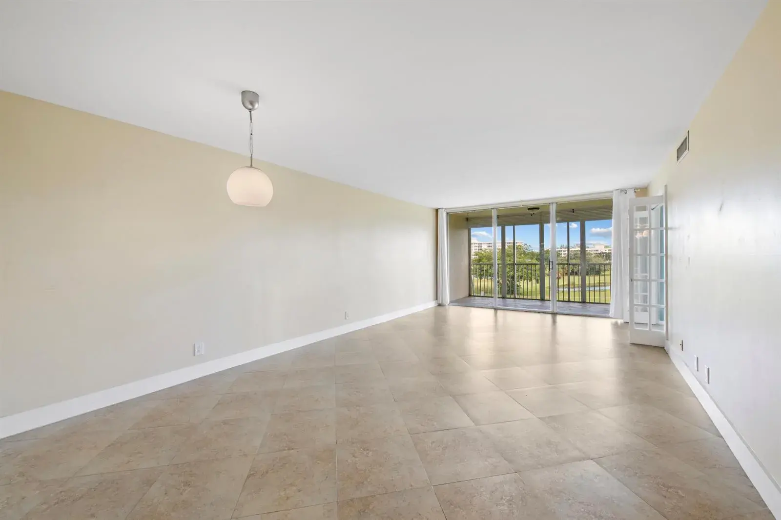 2851 S PALM AIRE Drive # 503, Pompano Beach FL 33069