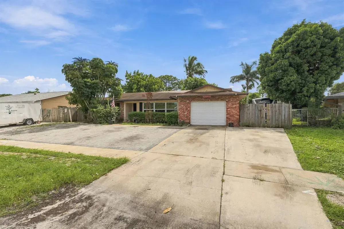 1275 Scottsdale Road S, West Palm Beach FL 33417