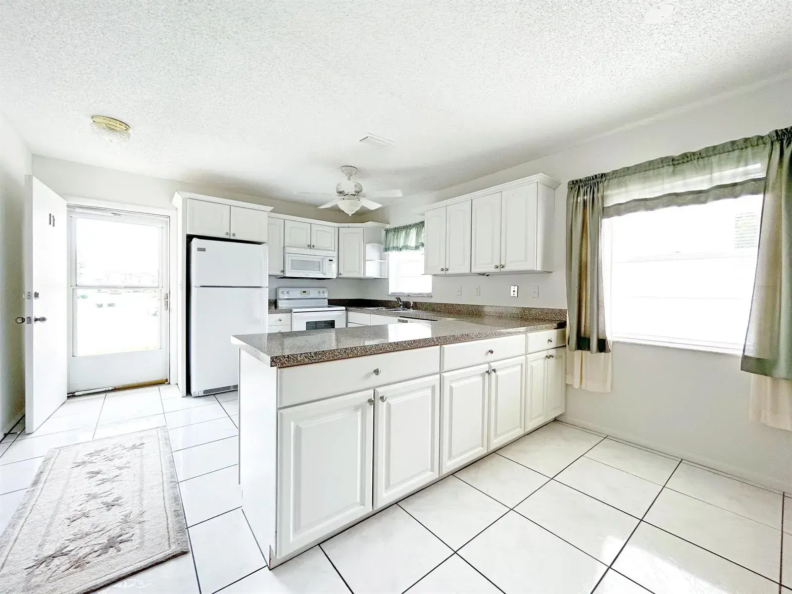 5400 Jimmy Buffett Mem Highway, Indian River Shores FL 32963